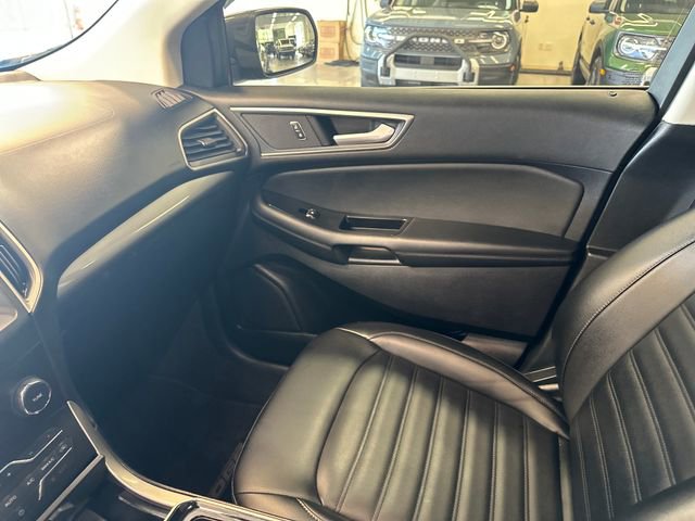 Used 2019 Ford Edge SEL w/ Equipment Group 201A AWD/4WD image 26