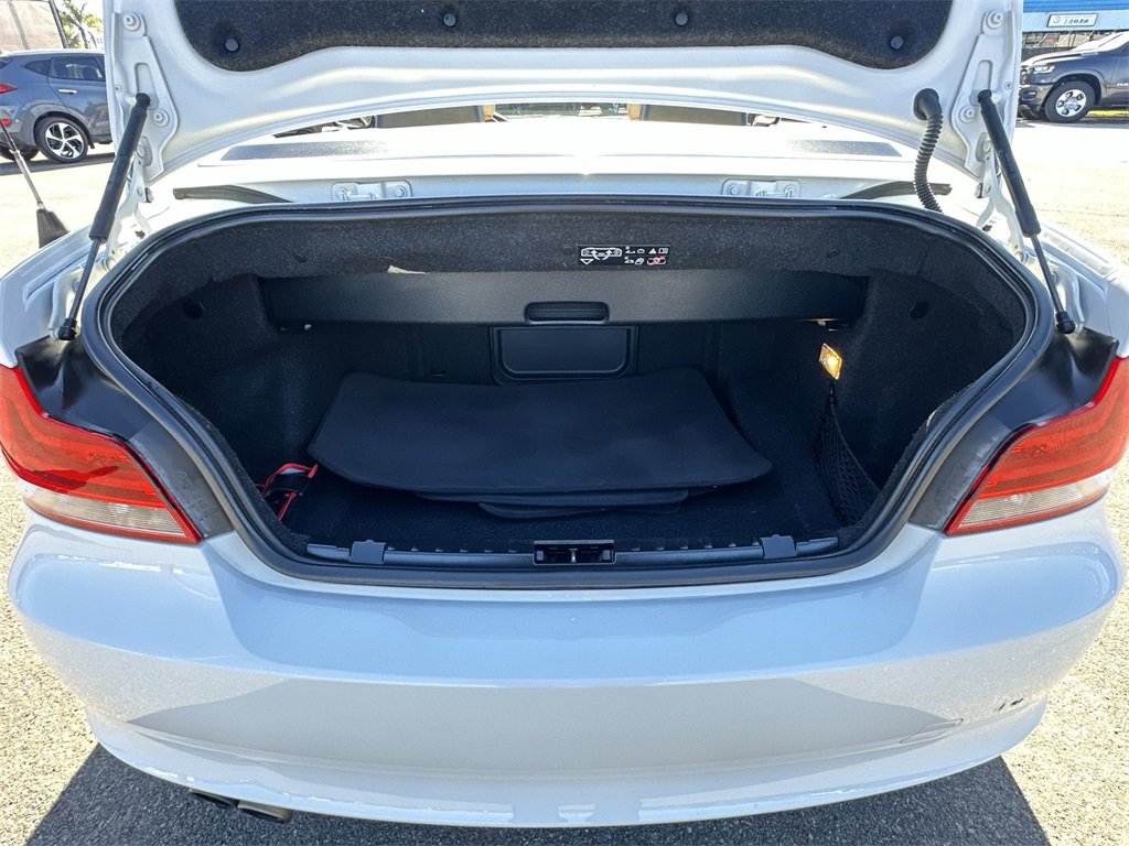 Used 2012 BMW 128i Convertible image 33