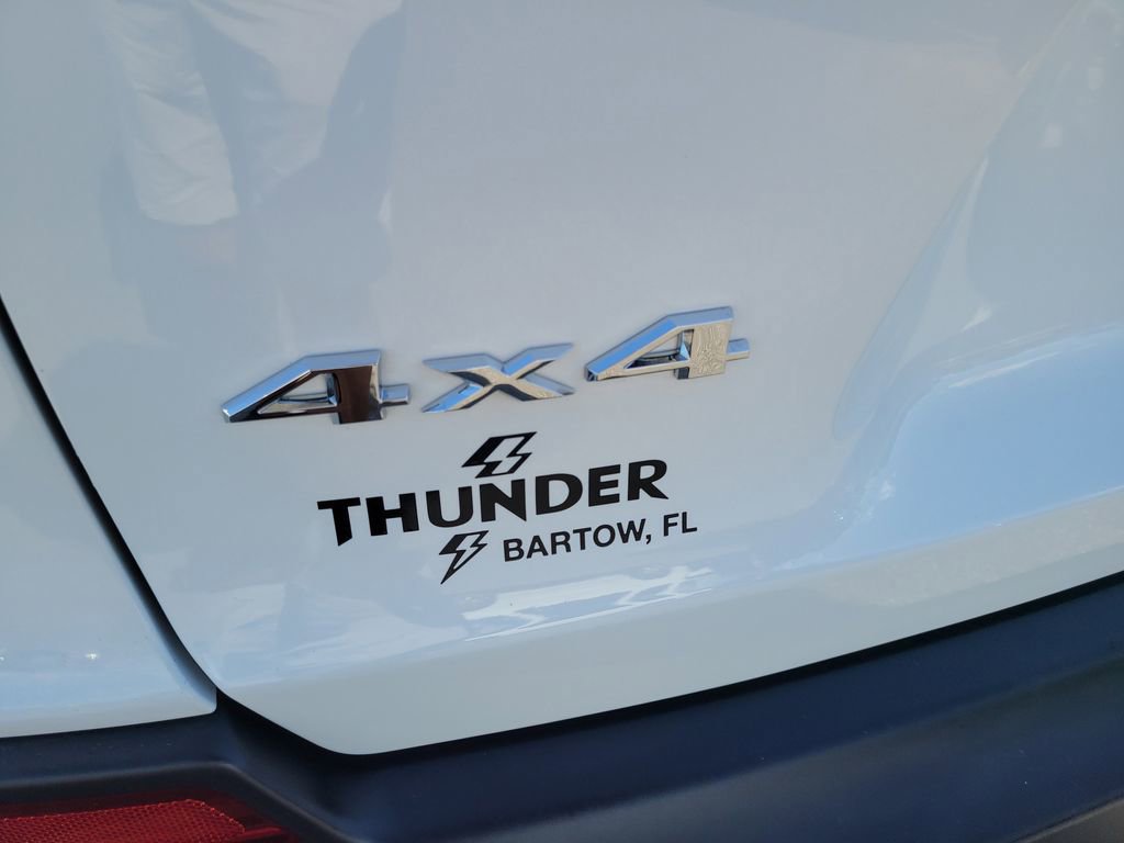 Used 2020 Jeep Cherokee Limited w/ Technology Group AWD/4WD image 6