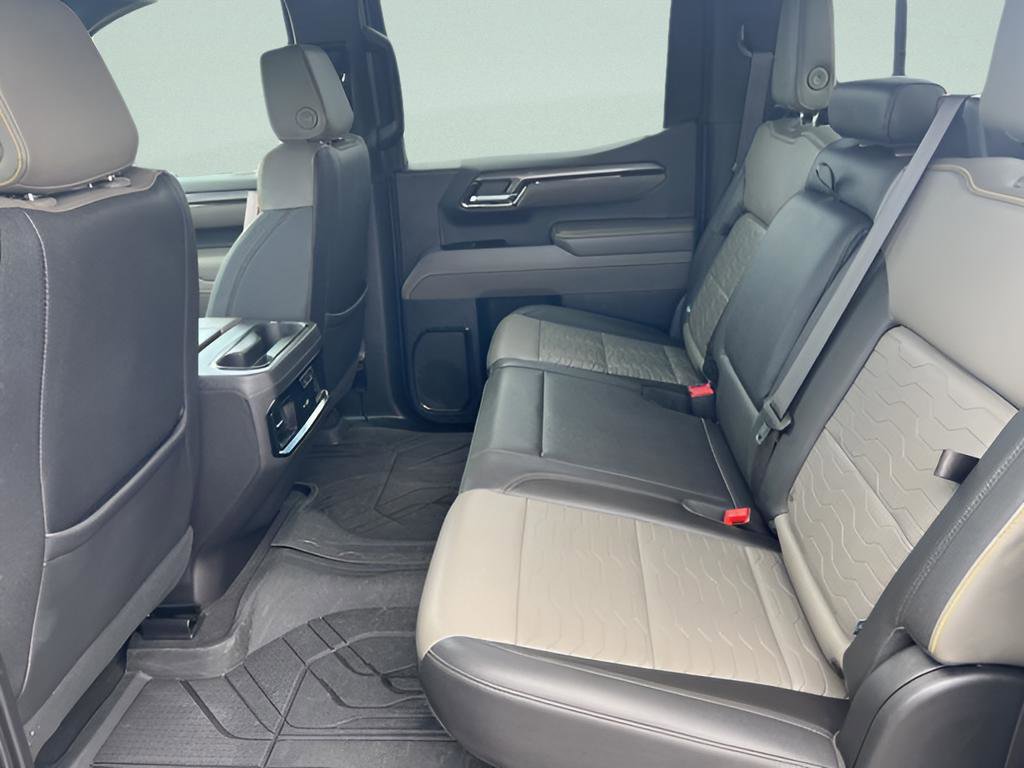 Used 2024 Chevrolet Silverado 1500 ZR2 w/ Technology Package AWD/4WD image 18