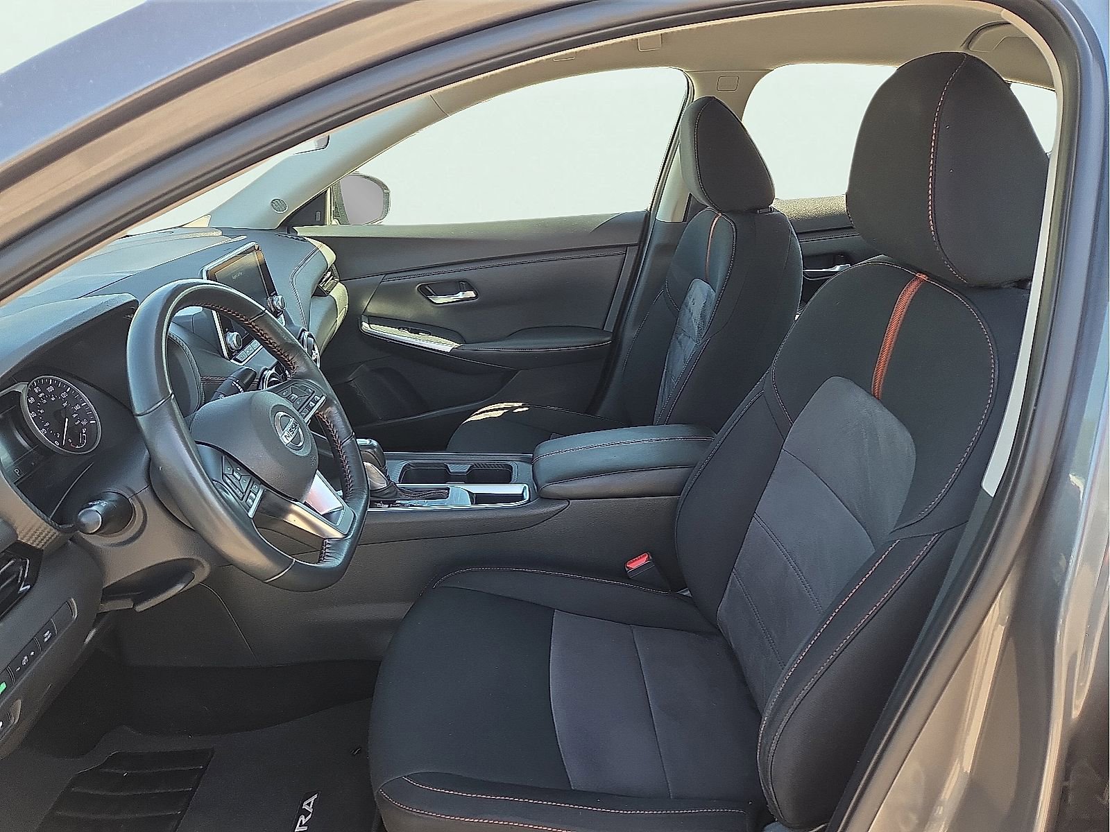 Used 2023 Nissan Sentra SR FWD image 13
