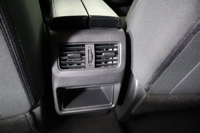 Used 2024 Nissan Rogue S AWD/4WD image 16