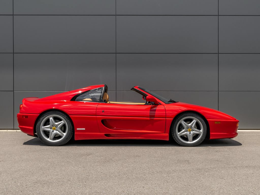 Used 1995 Ferrari F355 GTS RWD image 8