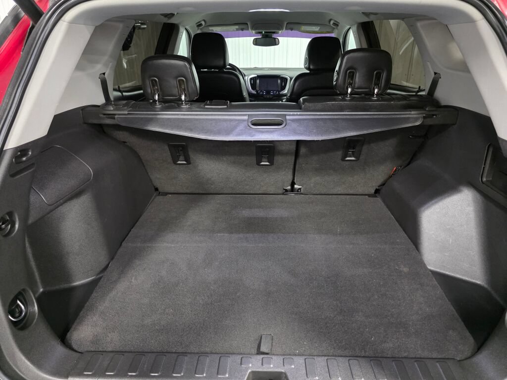 Used 2020 GMC Terrain SLT w/ Preferred Package AWD/4WD image 11