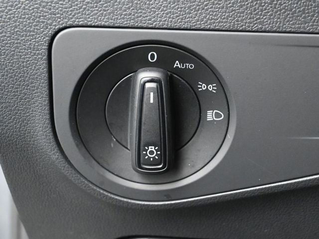 Used 2022 Volkswagen Tiguan S image 14