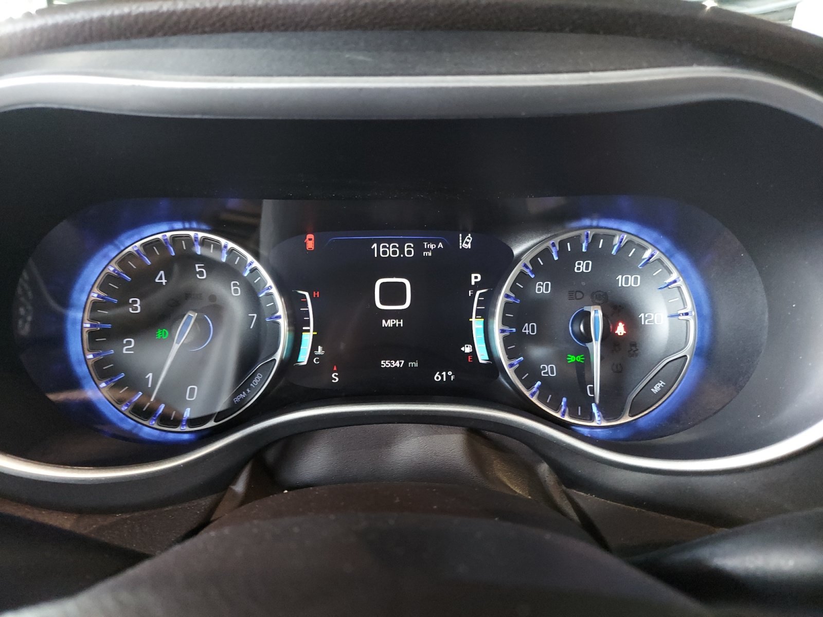 Used 2021 Chrysler Pacifica Touring-L w/ Uconnect Theater Family Group FWD image 20