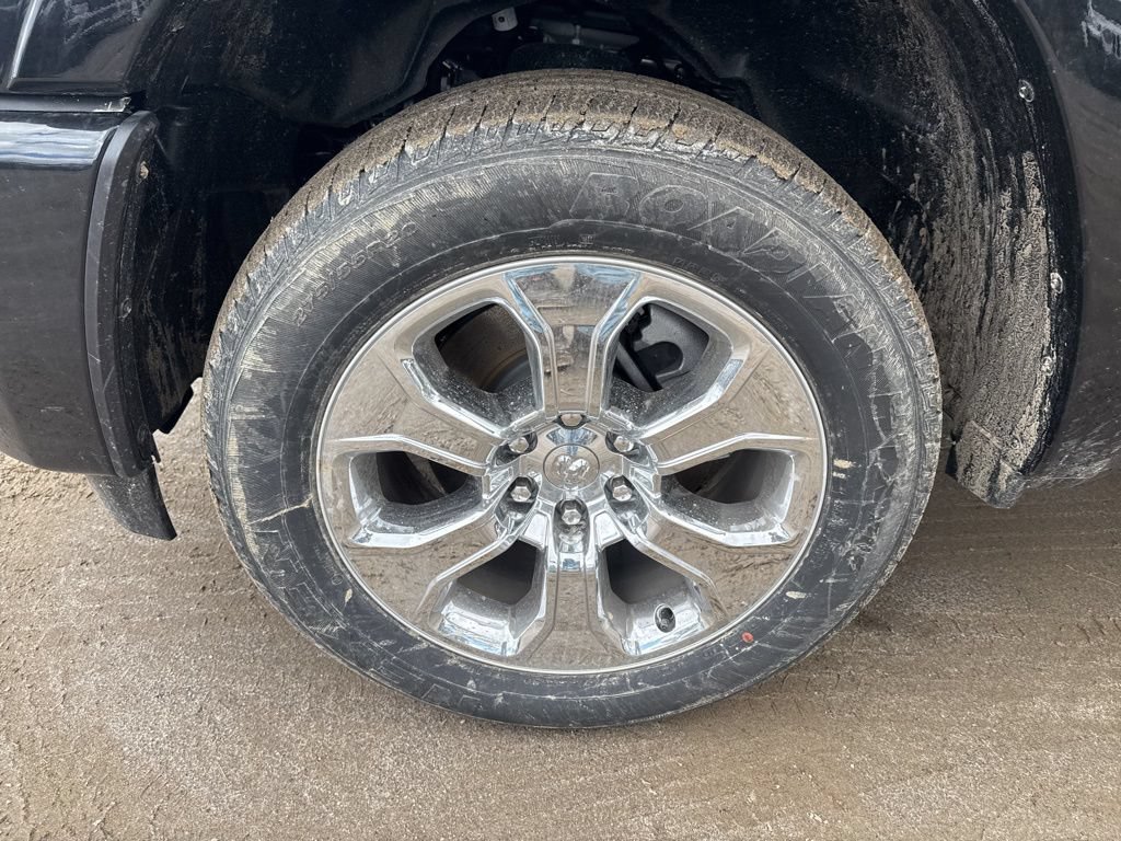 New 2026 RAM 1500 Big Horn AWD/4WD image 9