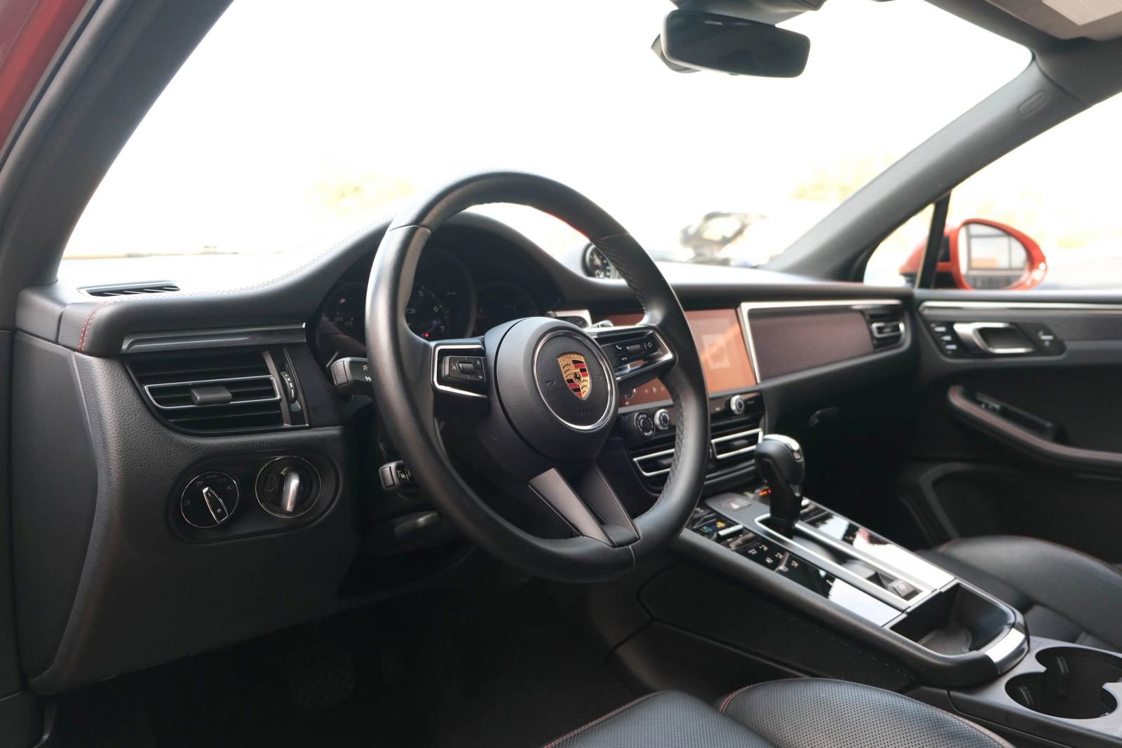 Used 2022 Porsche Macan GTS image 15