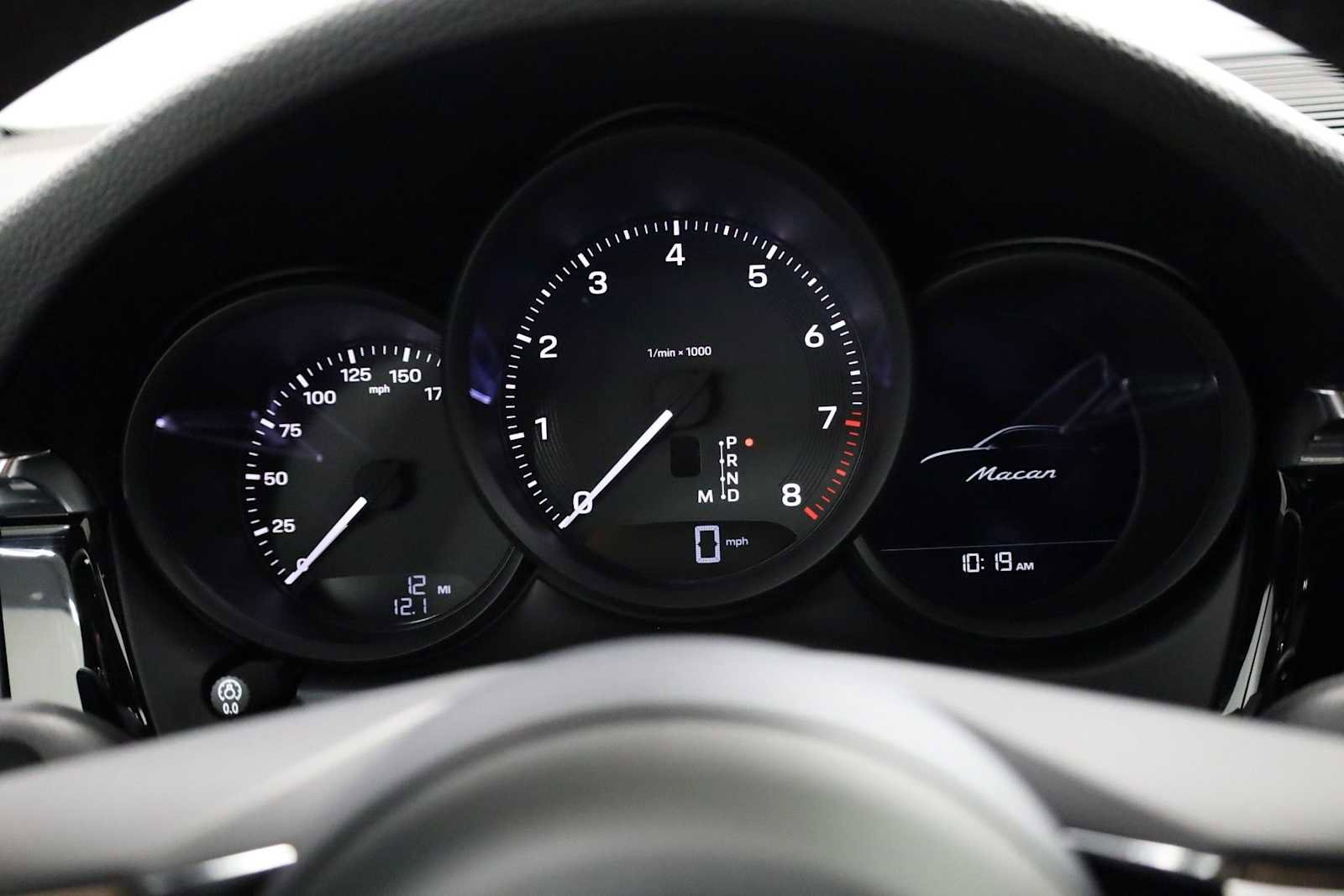 New 2026 Porsche Macan image 24