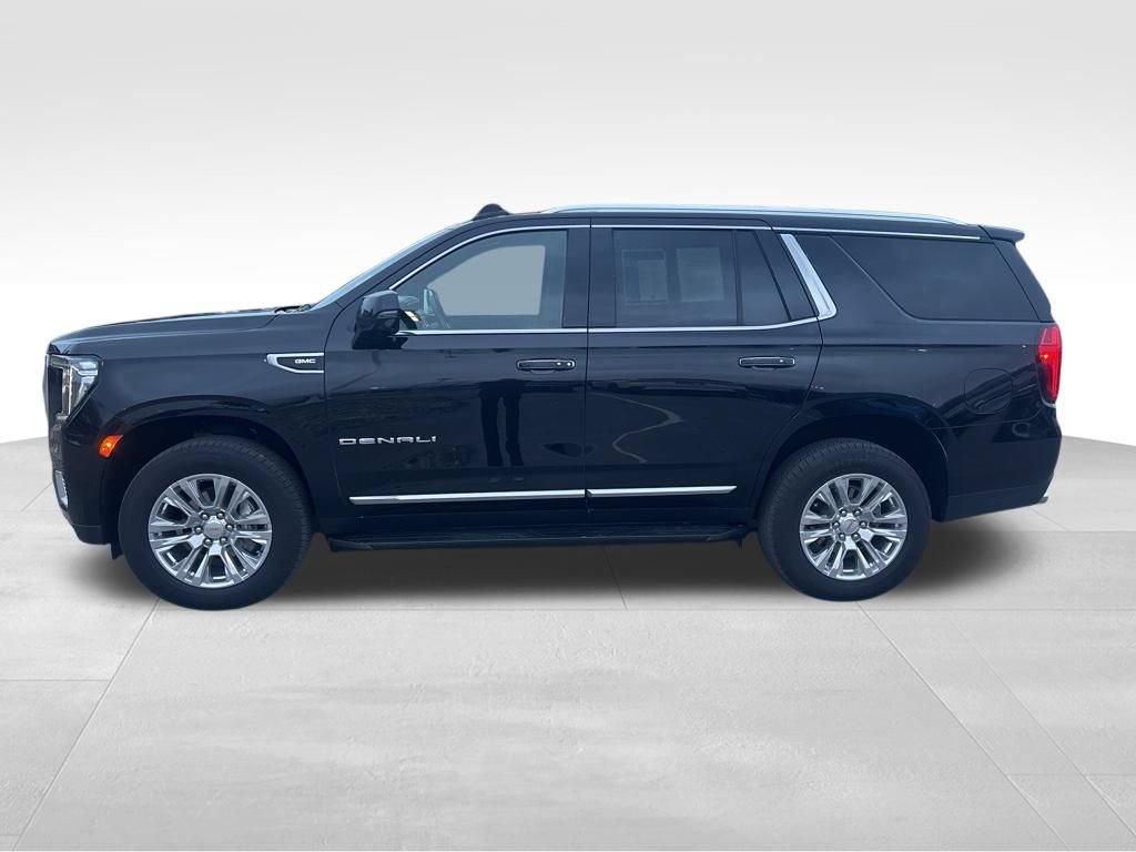 Used 2024 GMC Yukon Denali AWD/4WD image 3