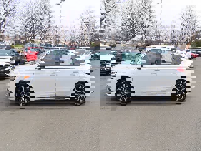 Certified 2024 Honda Civic EX-L image 3