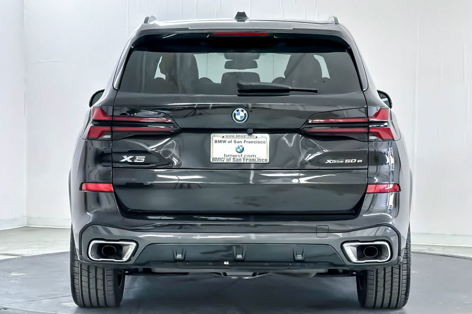 Used 2024 BMW X5 xDrive50e w/ M Sport Package AWD/4WD image 7