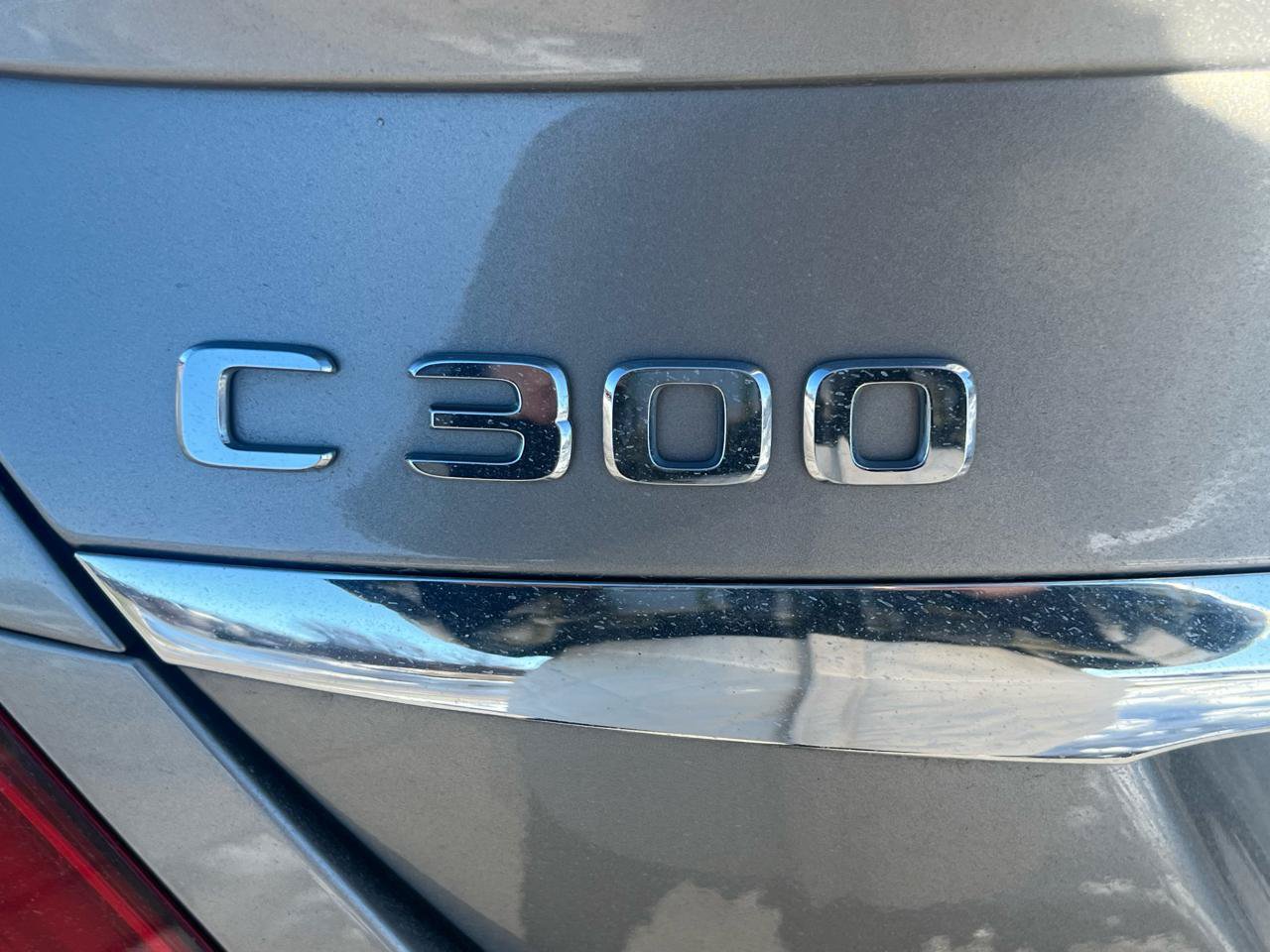 Used 2020 Mercedes-Benz C 300 4MATIC Sedan image 4