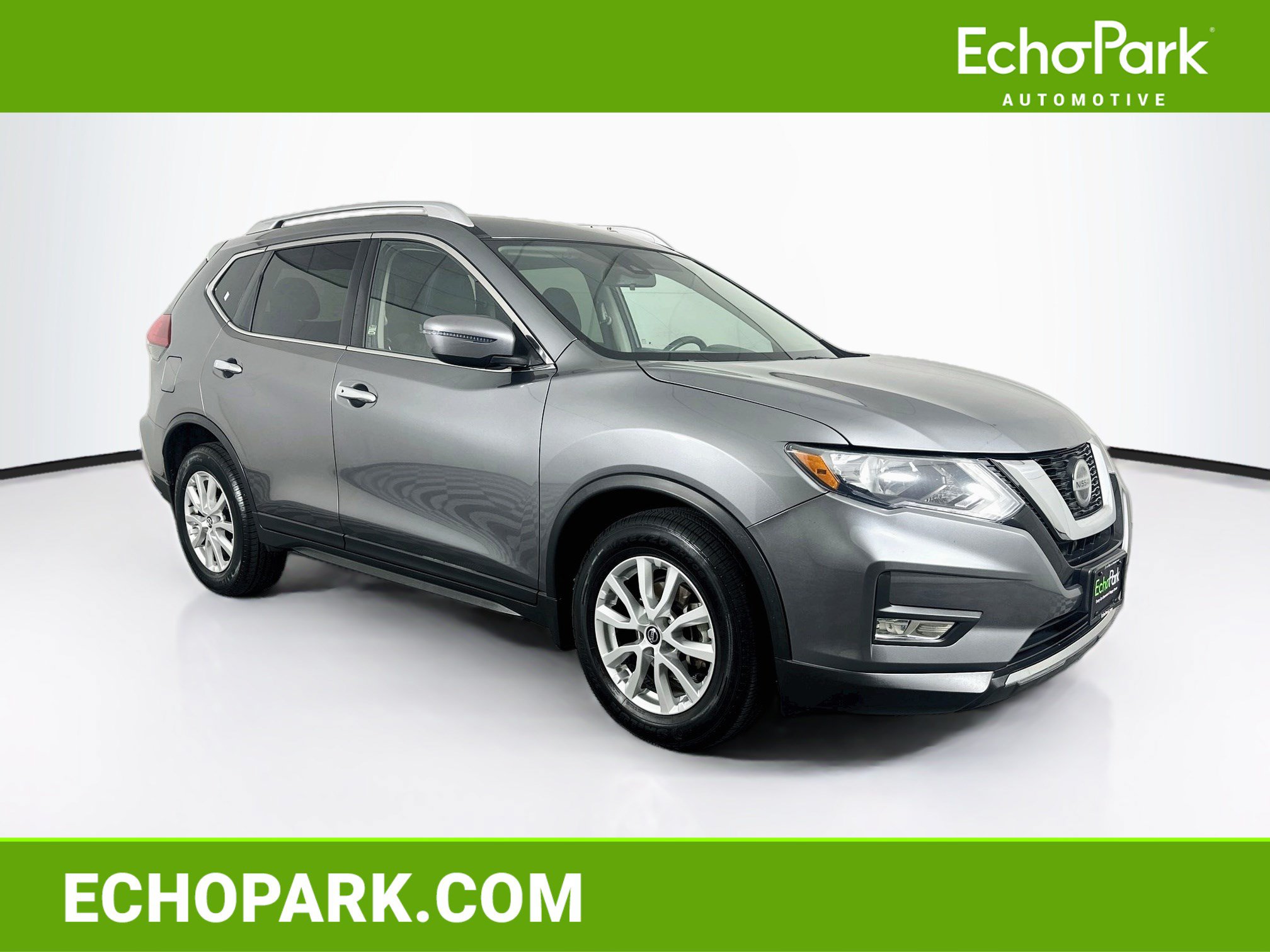 Used 2019 Nissan Rogue SV FWD image 1