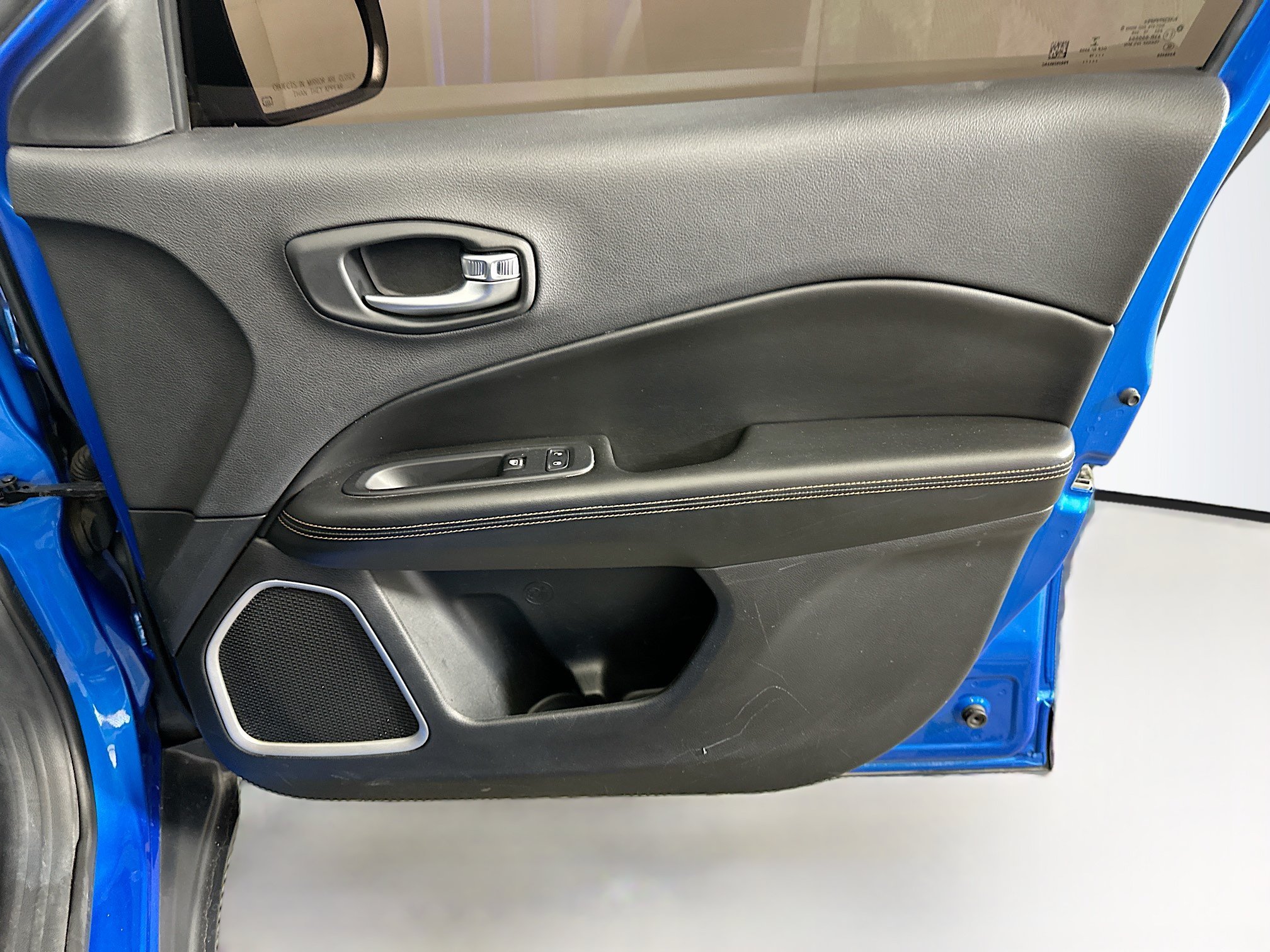 Used 2019 Jeep Compass Limited w/ Safety & Security Group AWD/4WD image 31