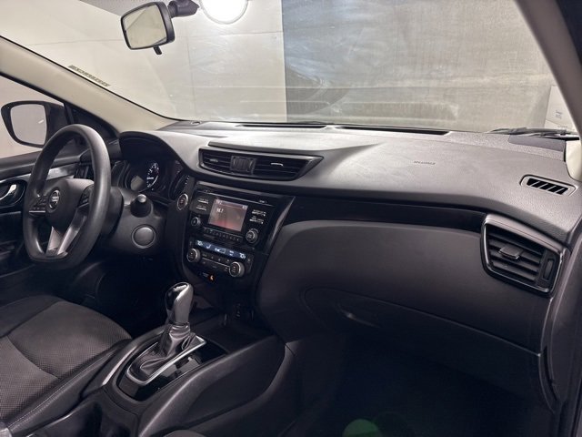 Used 2018 Nissan Rogue Sport SV image 28