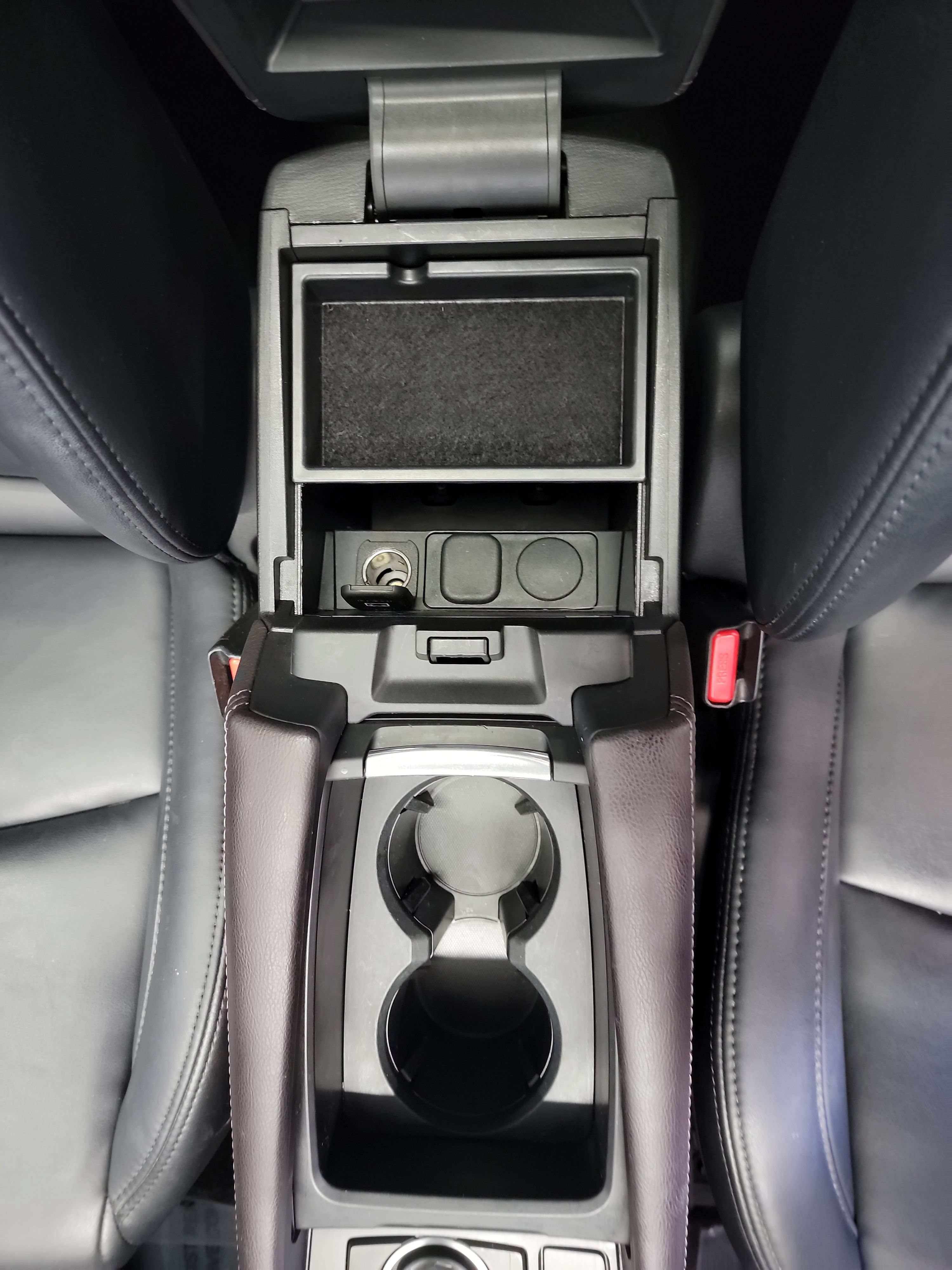 Used 2018 MAZDA MAZDA3 Touring FWD image 29
