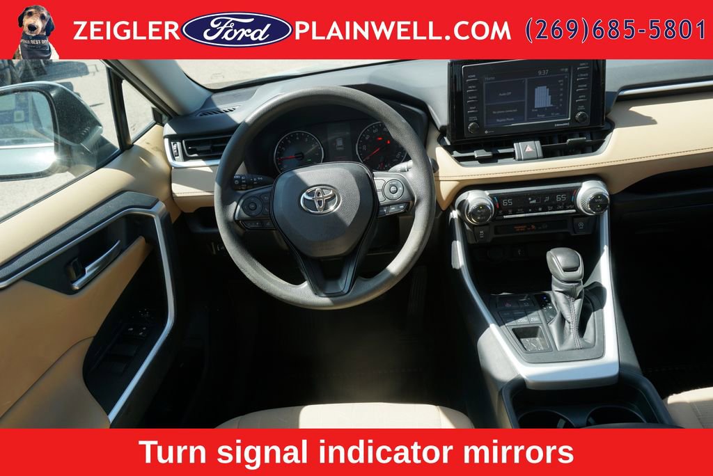 Used 2021 Toyota RAV4 XLE AWD/4WD image 12