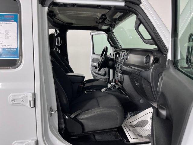 Used 2022 Jeep Wrangler Unlimited Sport AWD/4WD image 37