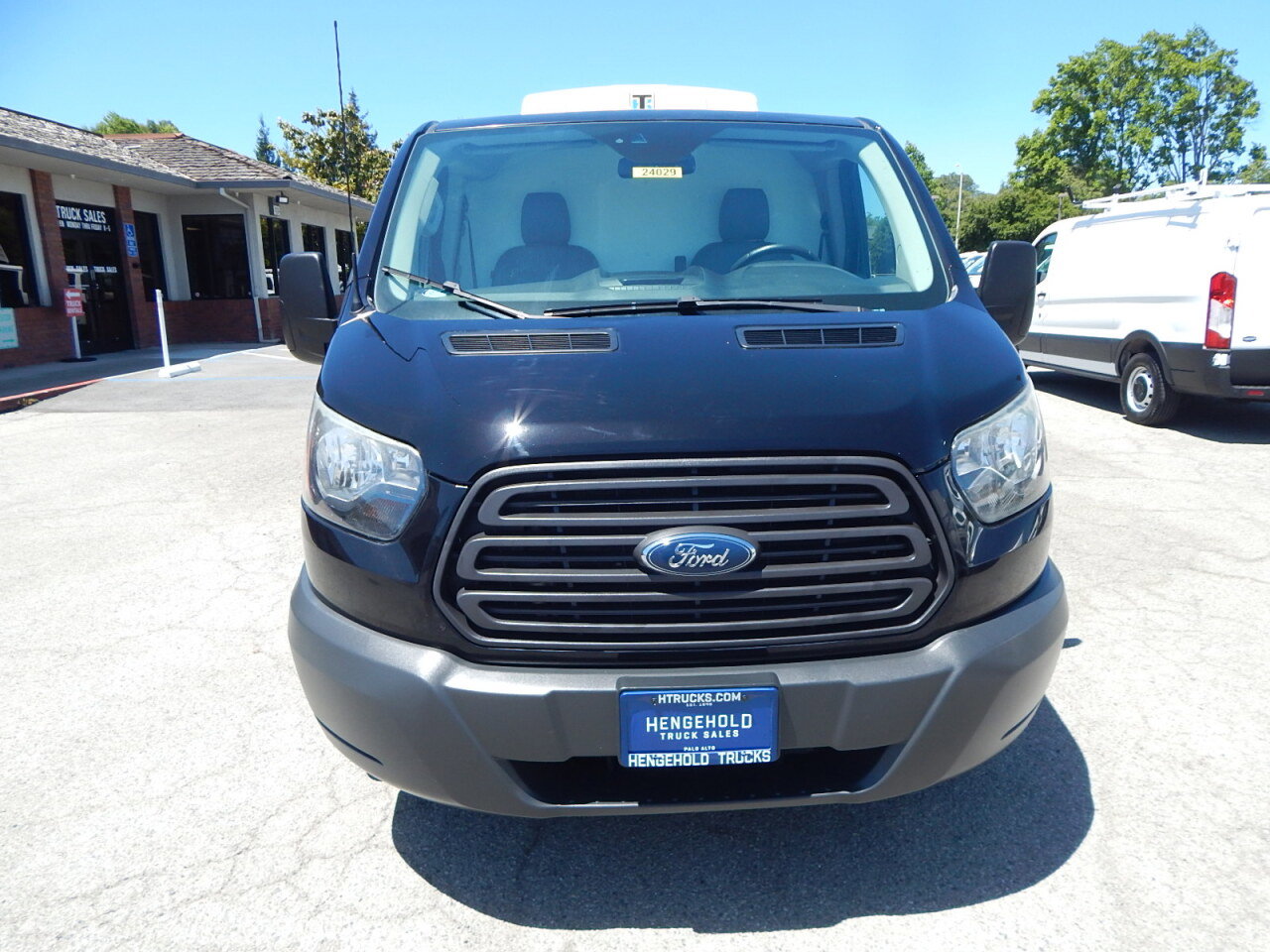 Used 2017 Ford Transit 350 148 Low Roof RWD image 11