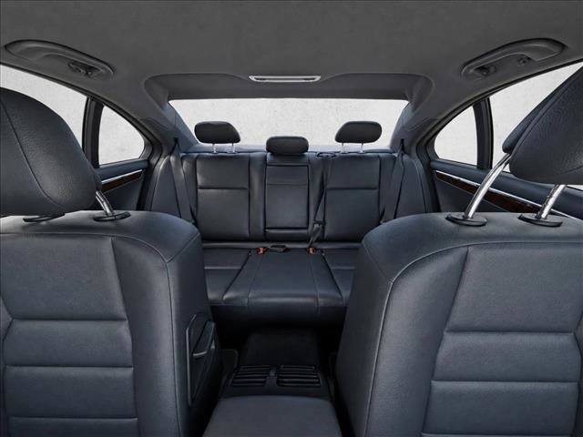 Used 2013 Mercedes-Benz C 250 Sedan image 22