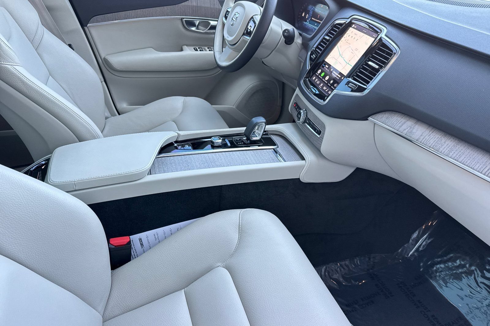 Used 2023 Volvo XC90 B6 Plus w/ Protection Package Premier AWD/4WD image 18