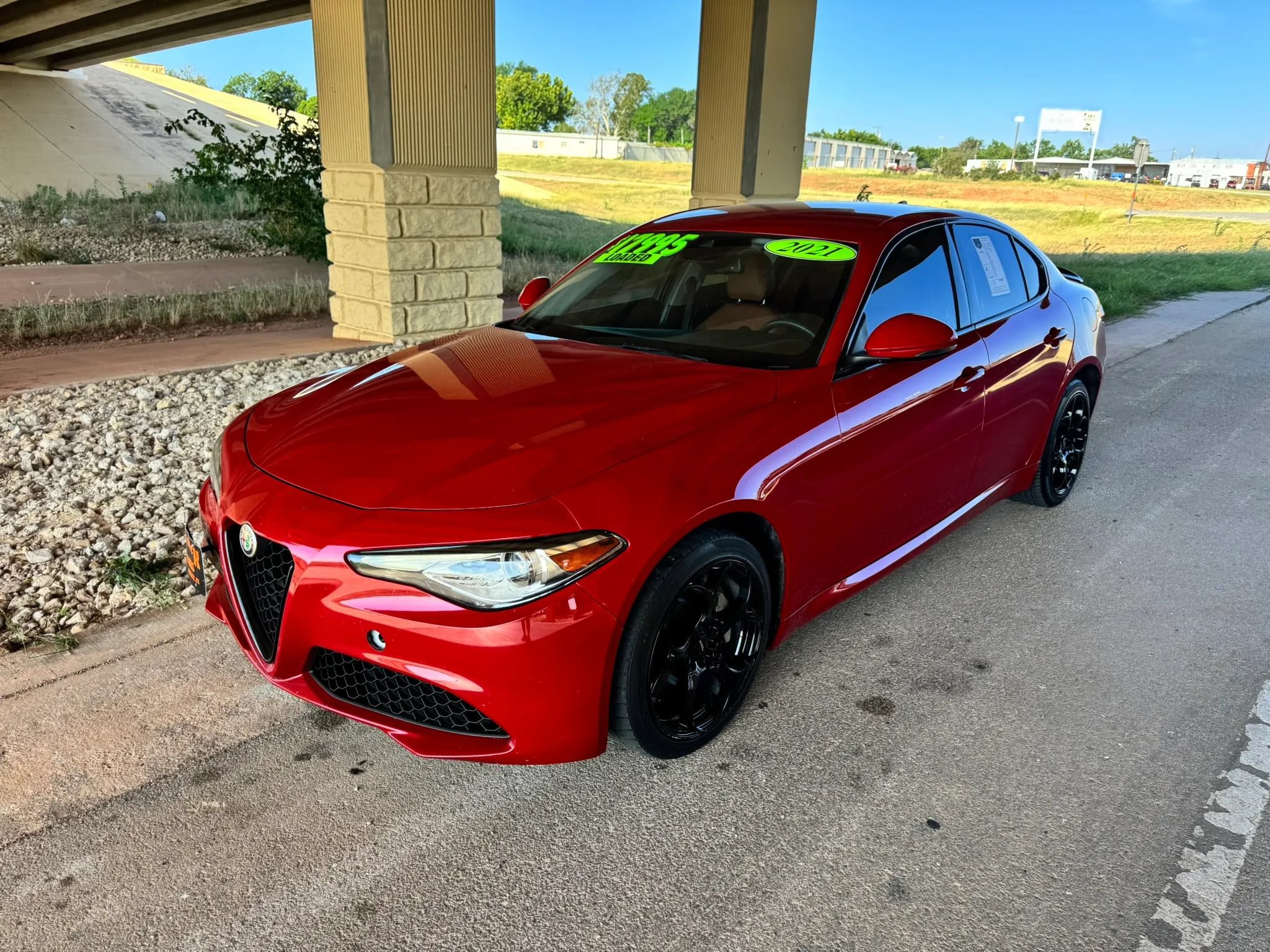 Used 2021 Alfa Romeo Giulia Sprint w/ Cold Weather Package AWD/4WD image 7