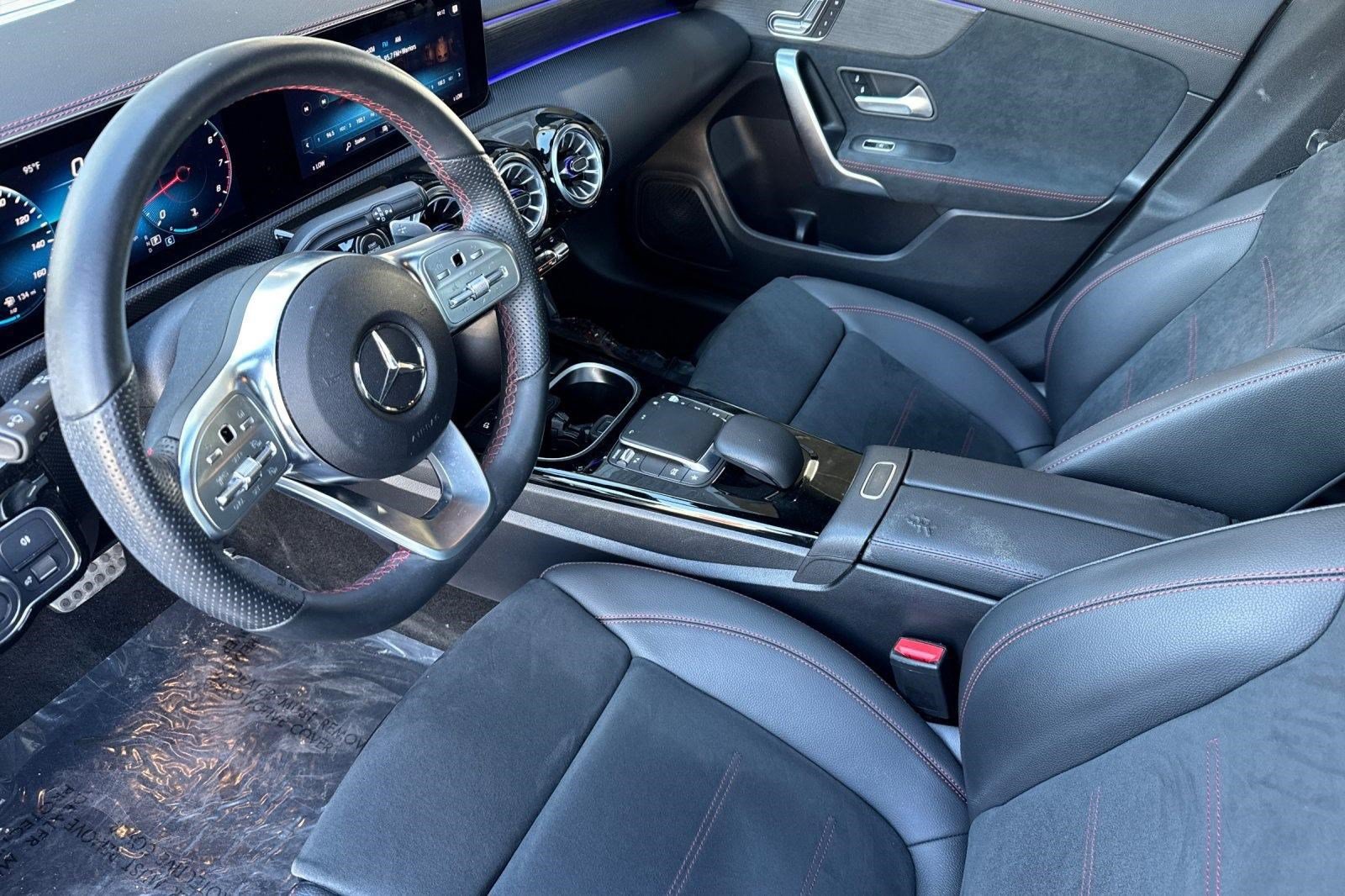 Certified 2023 Mercedes-Benz CLA 250 image 4