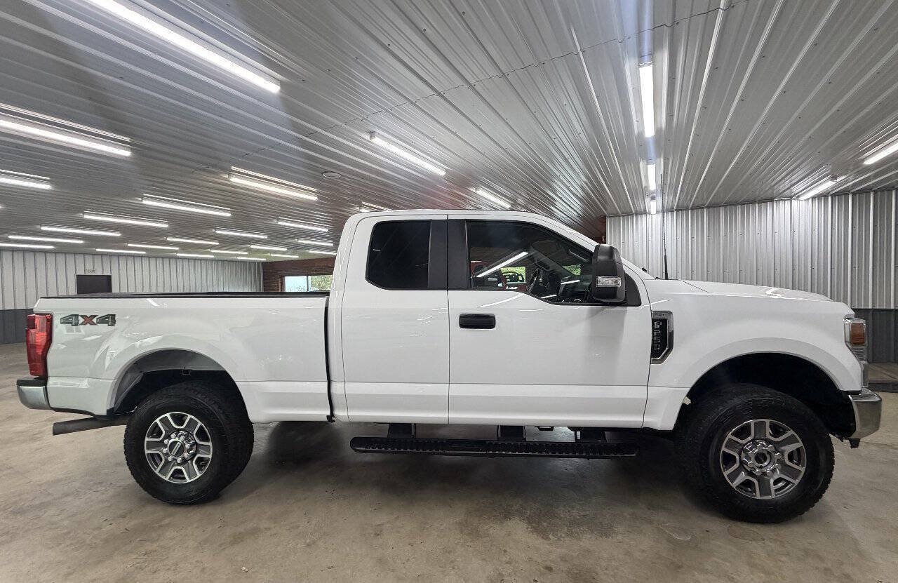 Used 2022 Ford F250 XL w/ Power Equipment Group AWD/4WD image 3