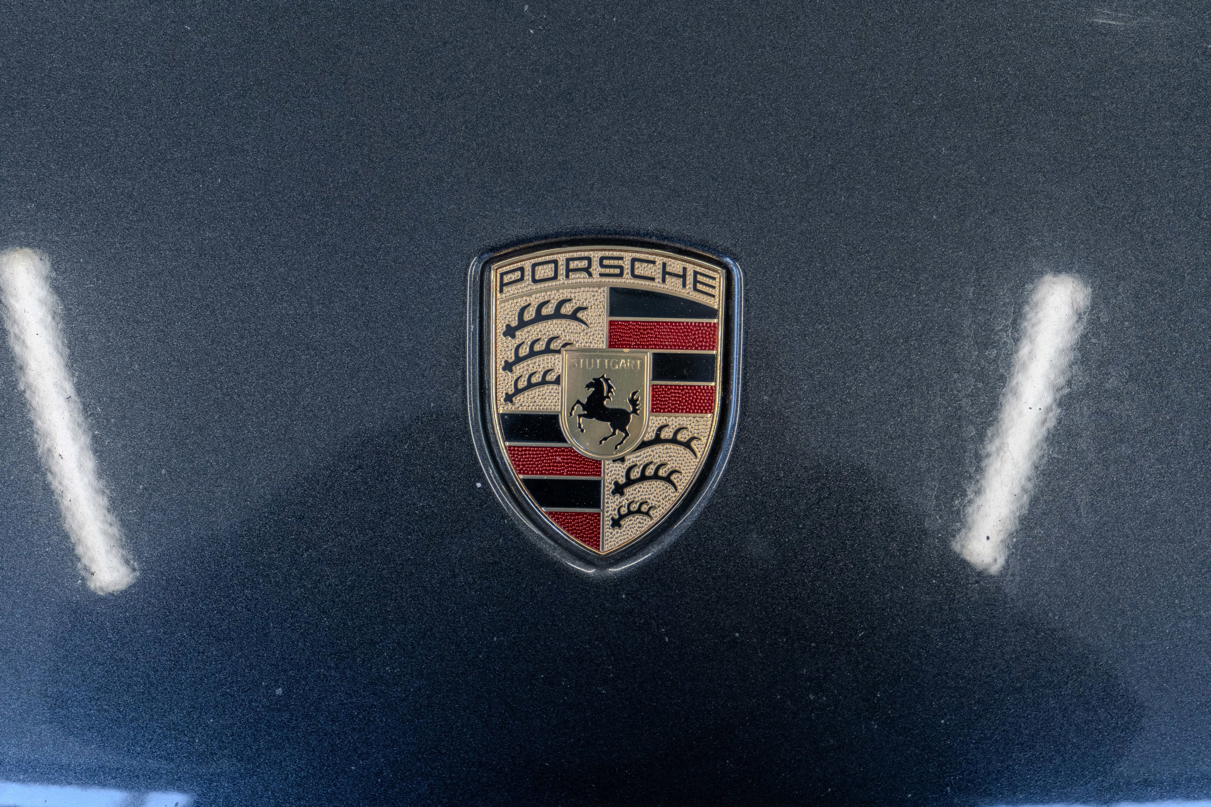 Used 2018 Porsche Macan Turbo w/ Premium Package Plus image 5