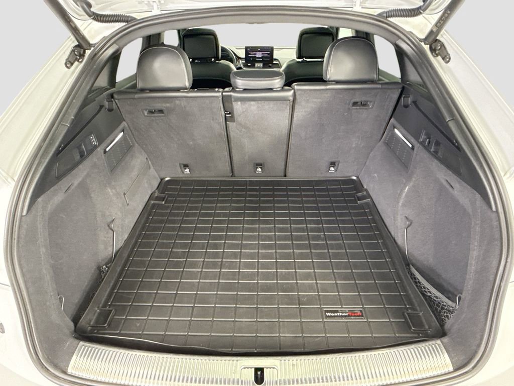 Used 2021 Audi SQ5 Premium Plus w/ Premium Plus Package image 27