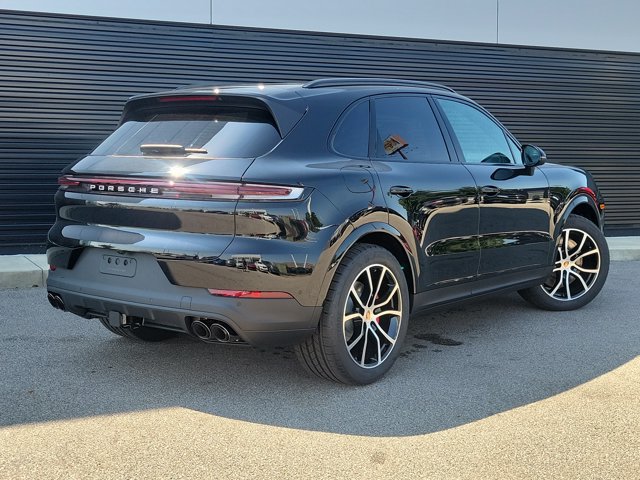 New 2026 Porsche Cayenne S AWD/4WD image 7