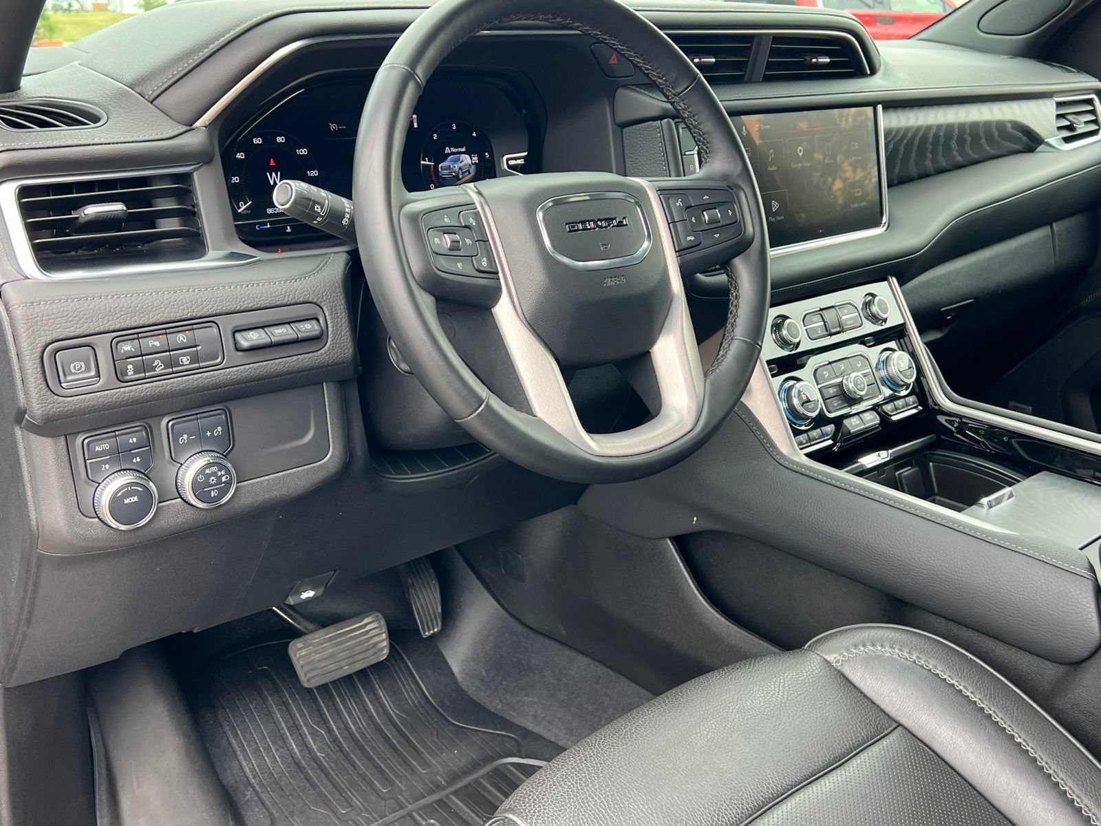 Used 2023 GMC Yukon XL Denali AWD/4WD image 22