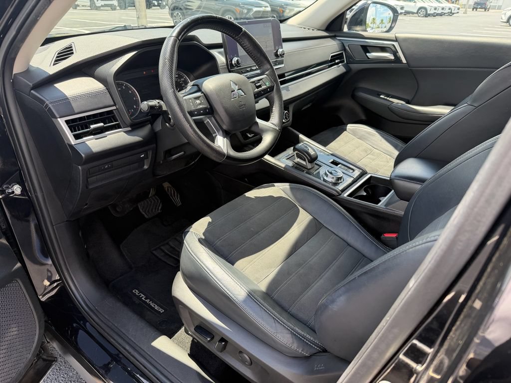 Used 2023 Mitsubishi Outlander SE FWD image 11