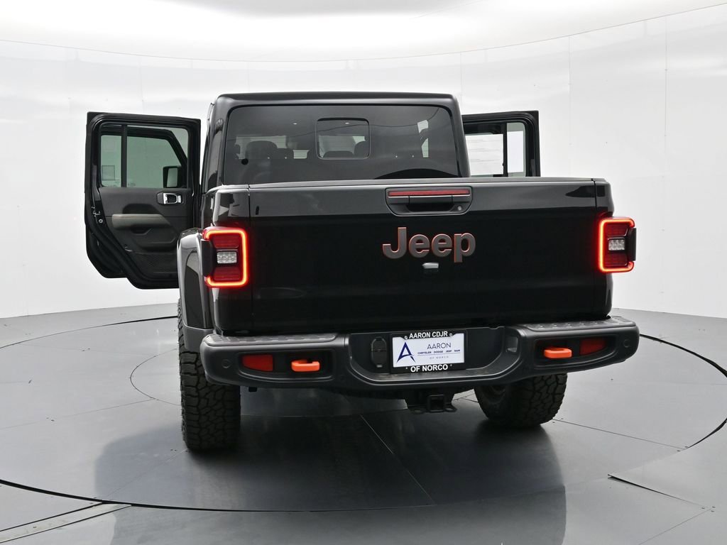 New 2025 Jeep Gladiator Mojave image 28