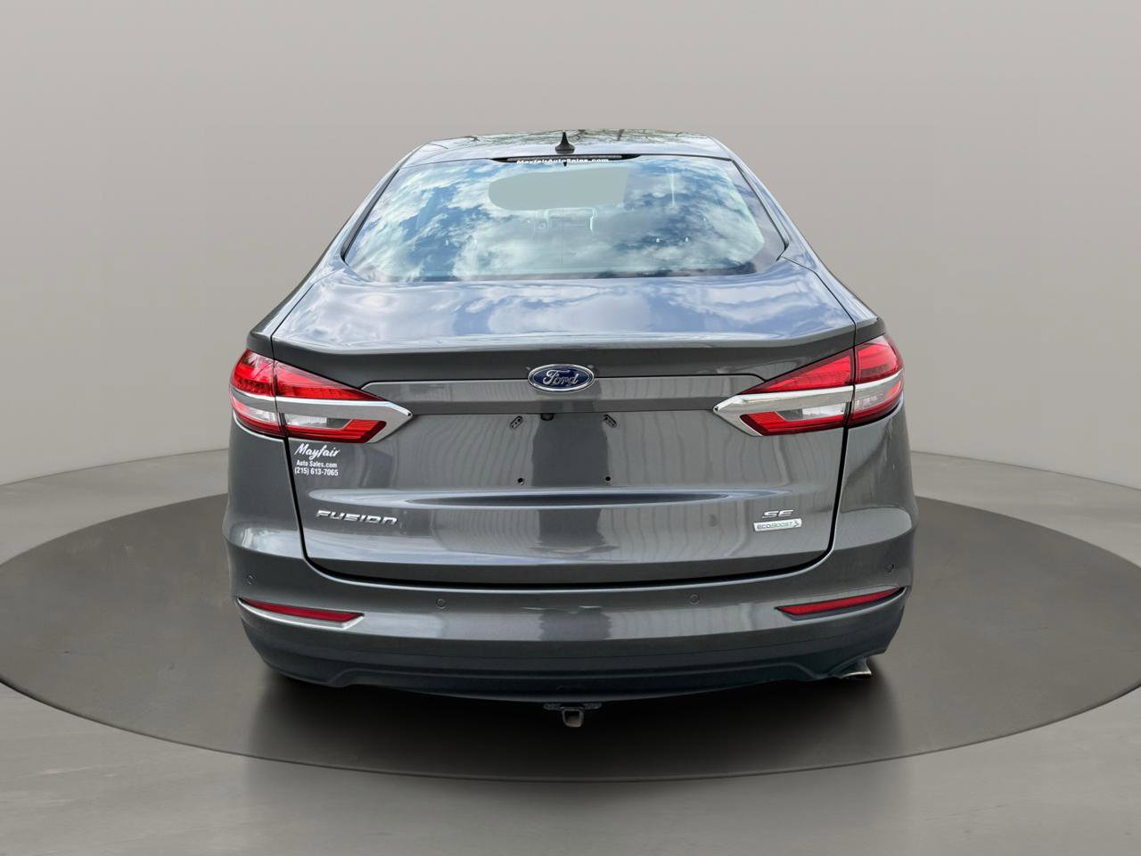 Used 2019 Ford Fusion SE FWD image 6