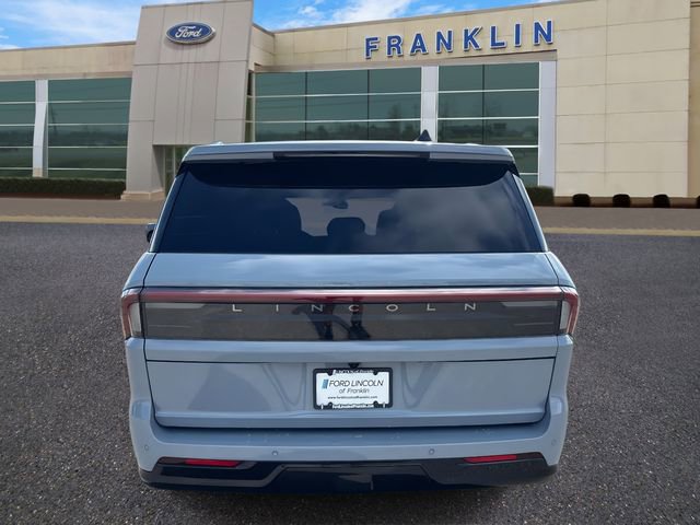 New 2025 Lincoln Navigator Reserve w/ Jet Appearance Package image 6