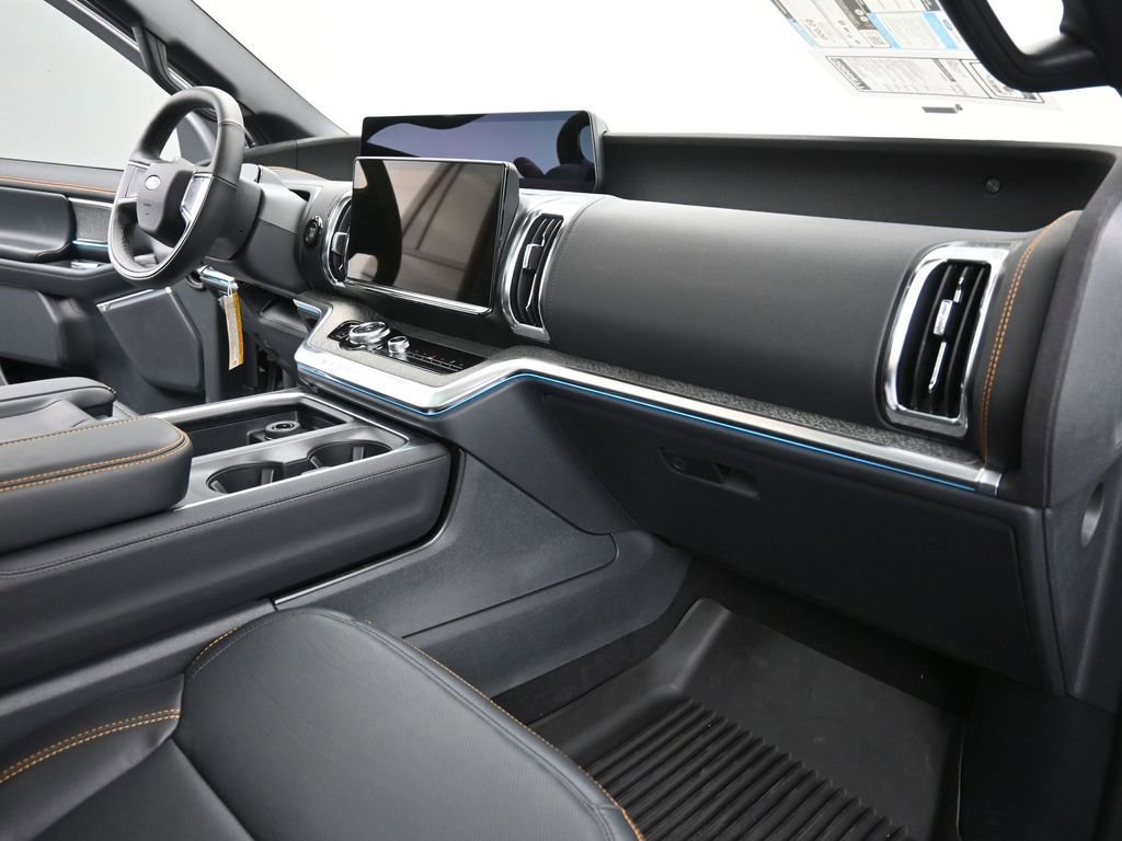 New 2025 Ford Expedition Tremor AWD/4WD image 24