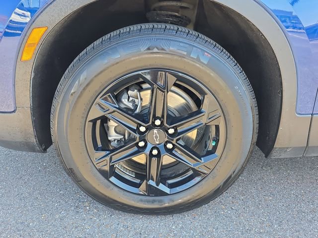 Used 2023 Chevrolet Blazer LT w/ Midnight/Sport Edition image 9