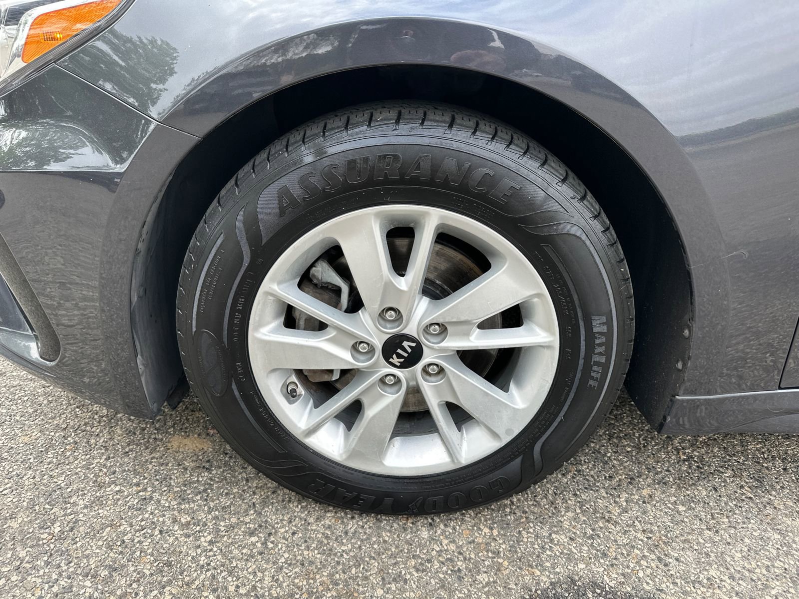 Used 2019 Kia Optima LX image 9