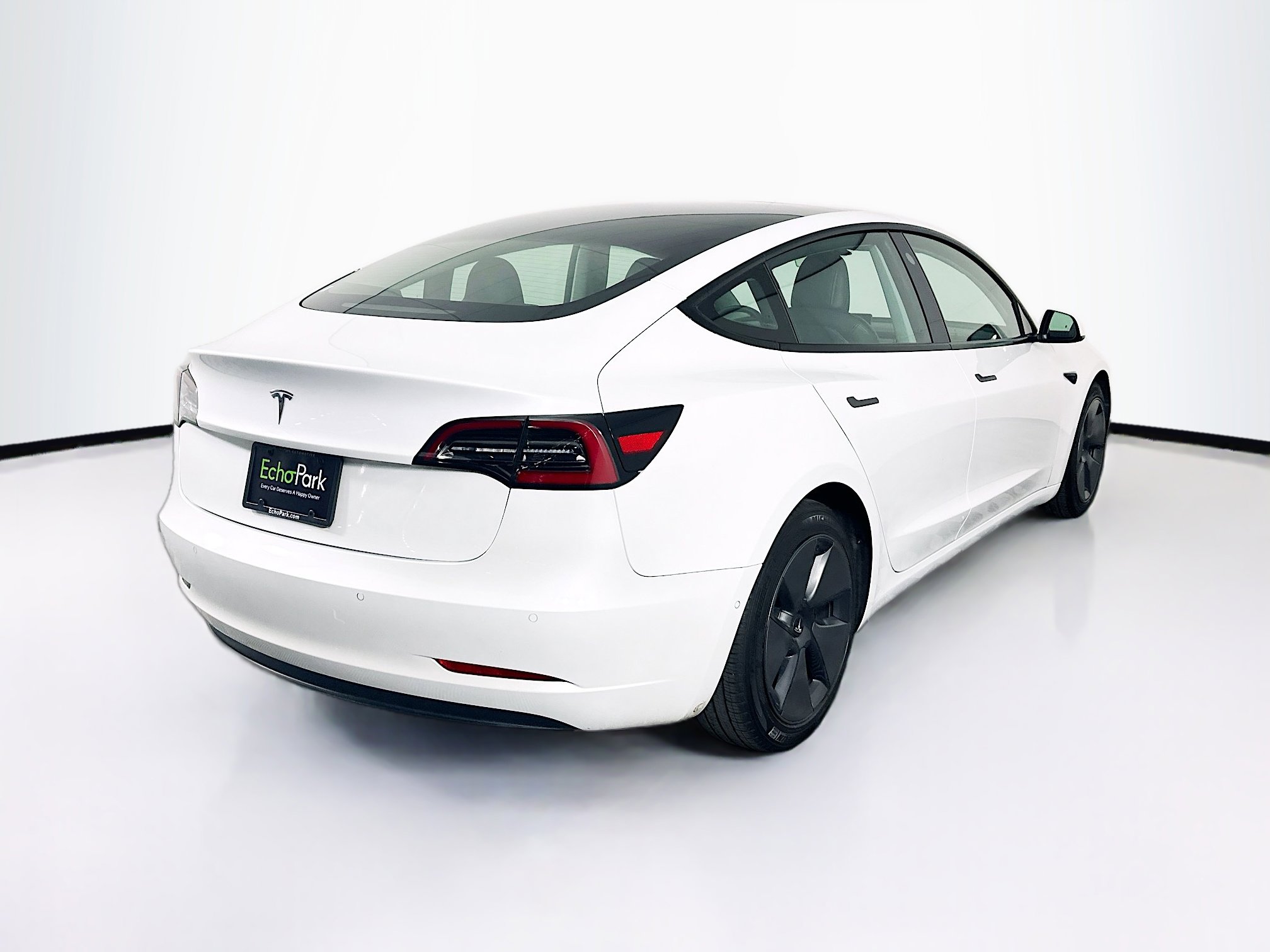 Used 2021 Tesla Model 3 Standard Range Plus RWD image 7