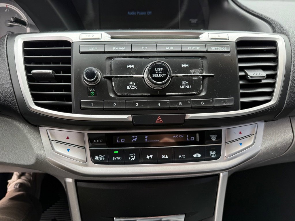 Used 2015 Honda Accord LX image 18