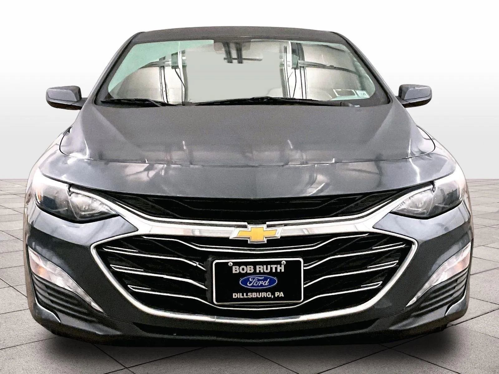 Used 2019 Chevrolet Malibu LT w/ Leather Package image 3