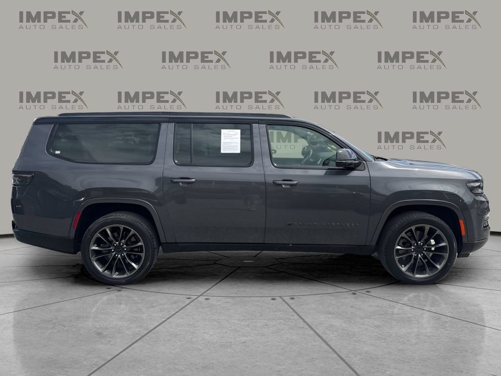 Used 2025 Jeep Grand Wagoneer L Series III w/ Rear Seat Video Group 1 AWD/4WD image 6