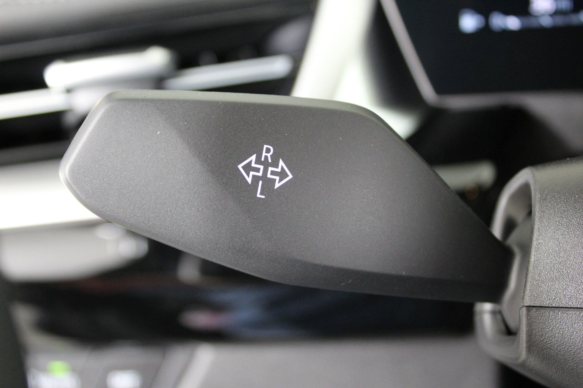 New 2026 BMW X1 xDrive28i w/ Convenience Package image 28