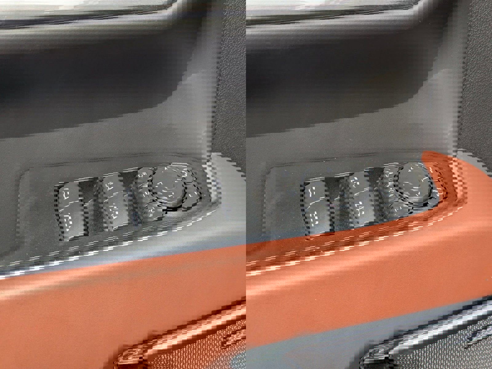 Used 2026 GMC Sierra 3500 Denali Ultimate image 25