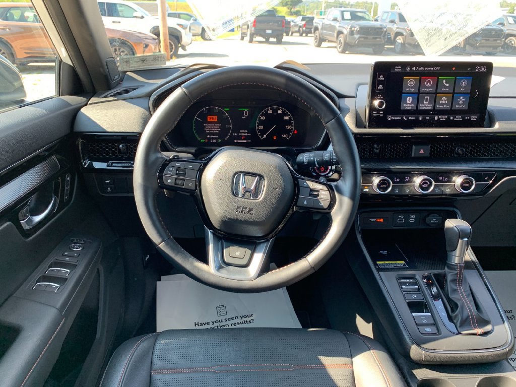 Used 2025 Honda CR-V Sport Touring image 17