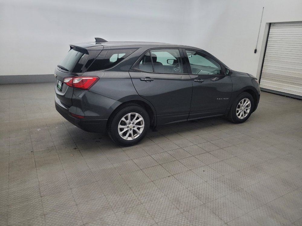 Used 2019 Chevrolet Equinox LS FWD image 10