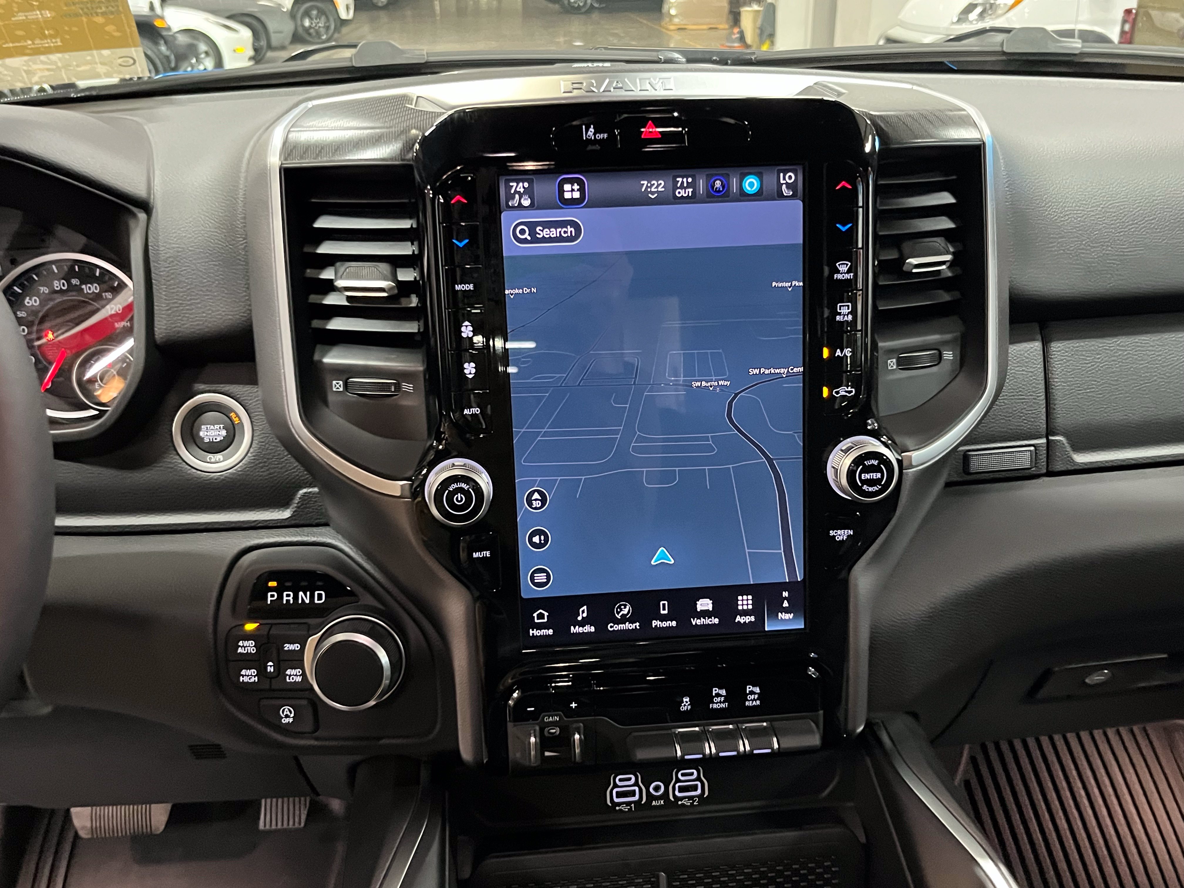 Certified 2026 RAM 1500 Big Horn AWD/4WD image 24