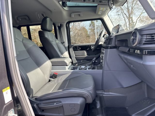 Used 2024 INEOS Grenadier Fieldmaster Edition image 33